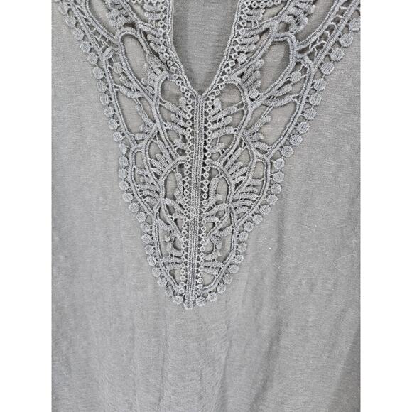 Talbots Women's Navy Eyelet Lace V-neckline Sleeveless Pullover Top Size 2X - Picture 2 of 4